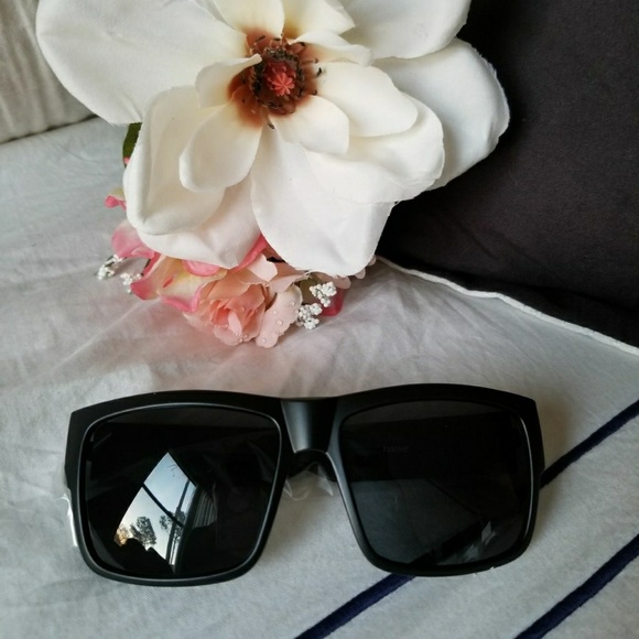 Accessories - Fashion Oversized  Sunglasses Women UV400 Retro Bi